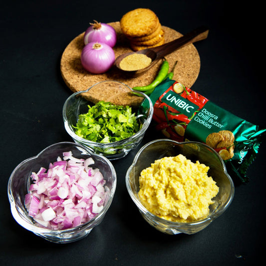 Doosra Chilli Butter Cookies Vada